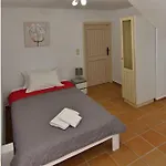 Ela * Metaxáta
