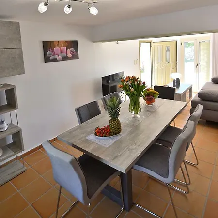Ela Appartement Metaxáta